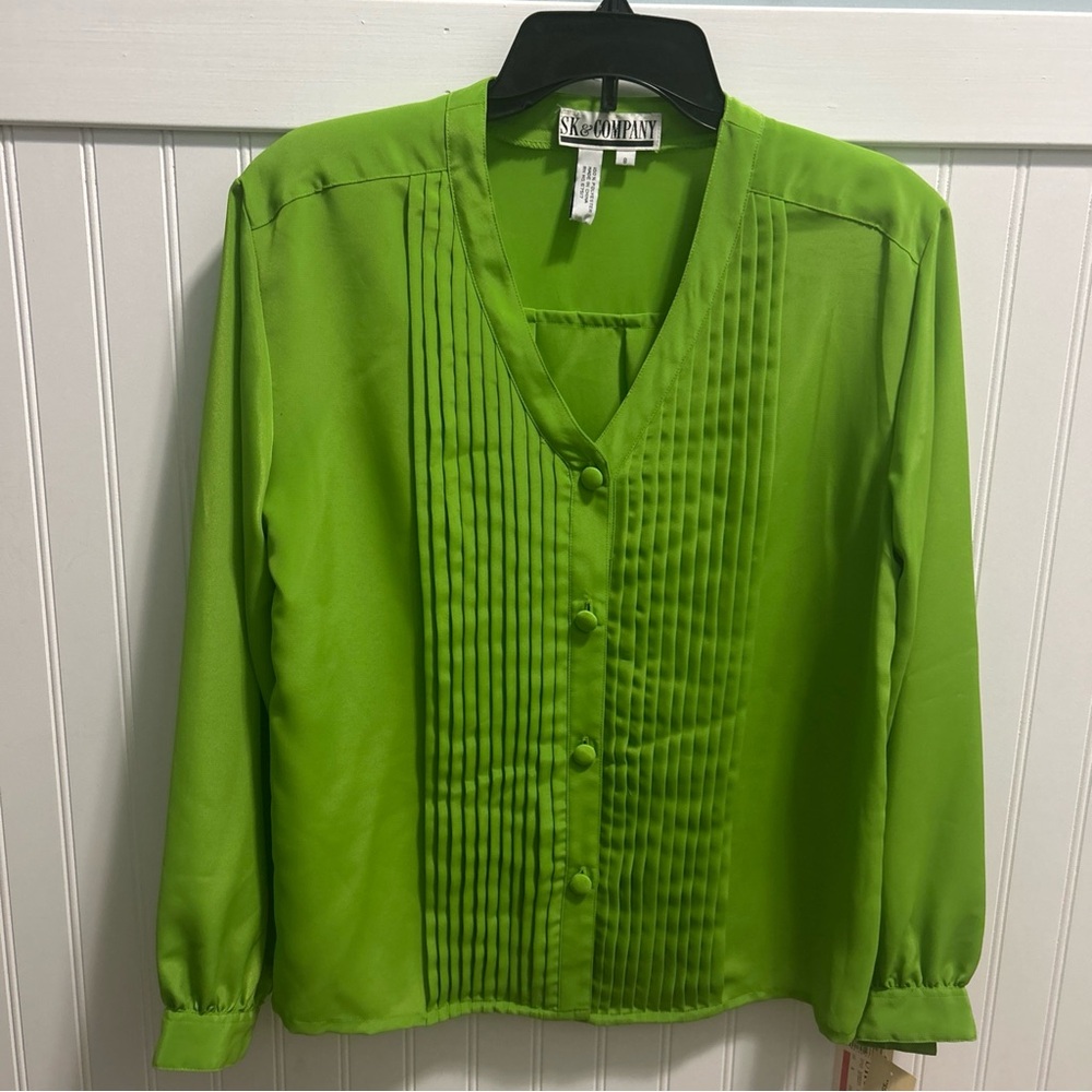SK&Company Lime Green Women's Top size 8 NWT